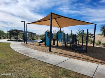 9046 Luke Ave, Glendale, AZ 85305