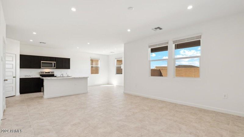 9048 S Palo Verde Dr, Apache Junction, AZ 85120