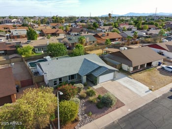905 Bell De Mar Dr, Tempe, AZ 85283
