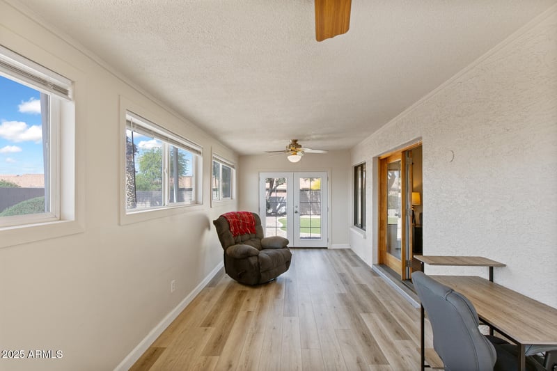 905 Bluefield Ave, Phoenix, AZ 85022