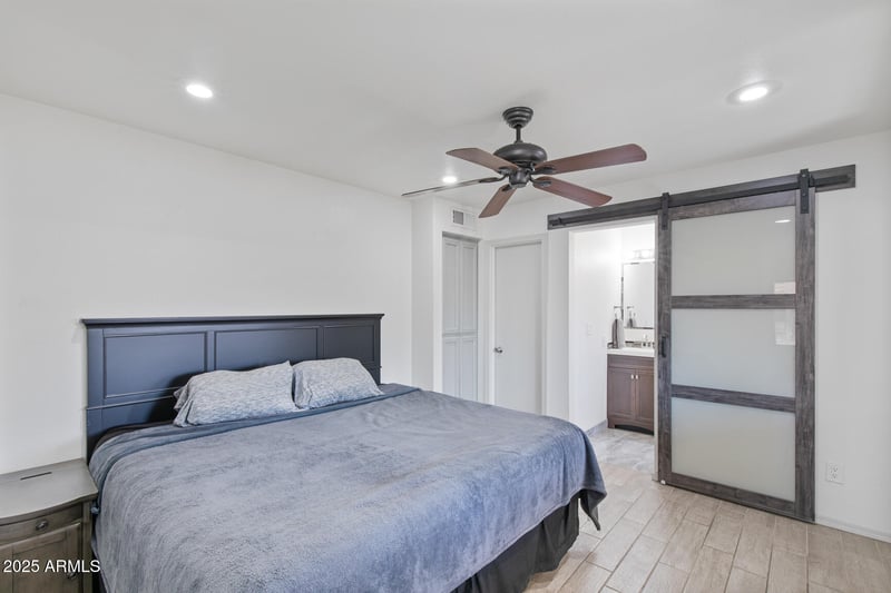 905 Bluefield Ave, Phoenix, AZ 85022