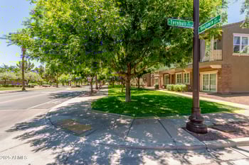 905 Osborn Ln, Gilbert, AZ 85296