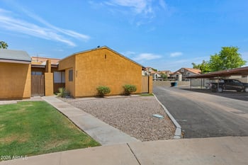 905 Melody Ln, Tempe, AZ 85281