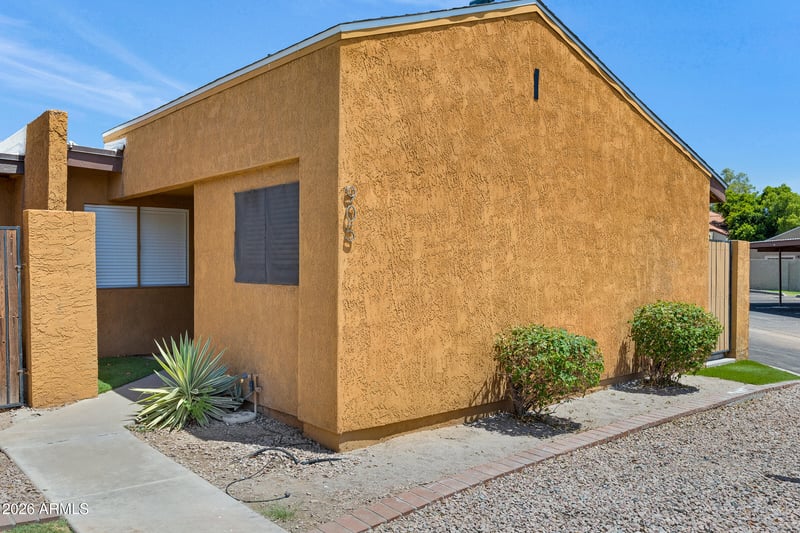 905 S Melody Ln, Tempe, AZ 85281