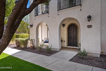 905 S Osborn Ln, Gilbert, AZ 85296