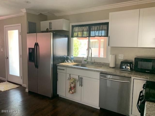 9050 E Olive Ln, Sun Lakes, AZ 85248