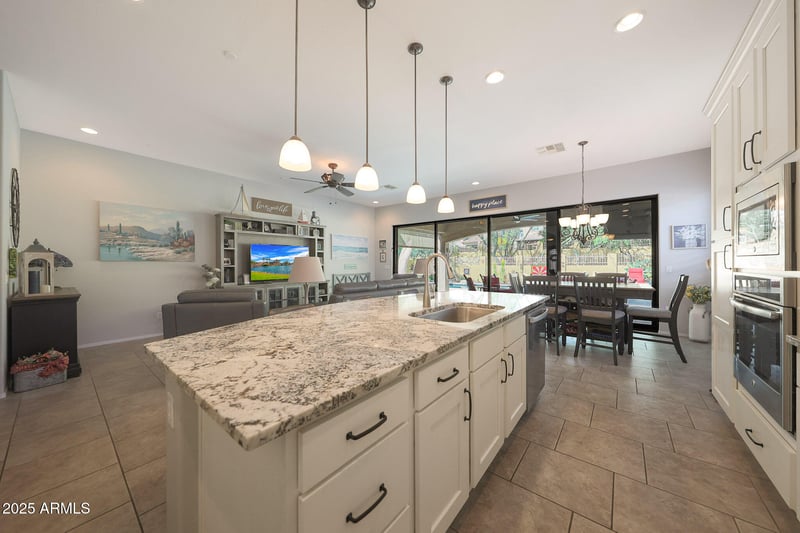 9052 Inca St, Mesa, AZ 85207