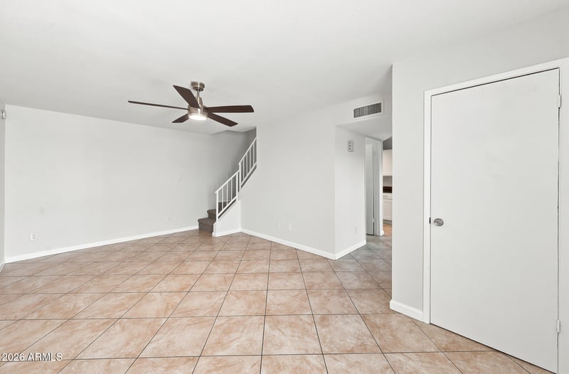 9054 51st Ln, Glendale, AZ 85302