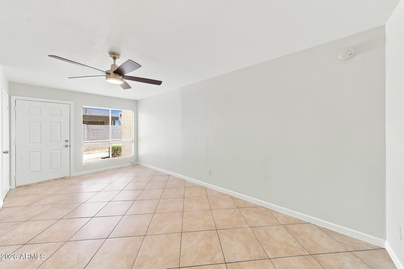 9054 N 51st Ln, Glendale, AZ 85302