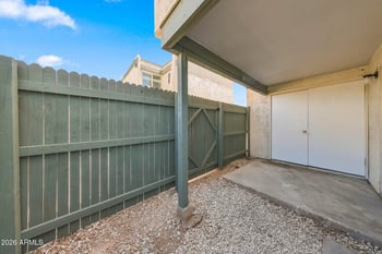 9054 51st Ln, Glendale, AZ 85302