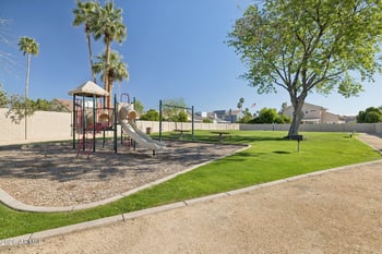 9055 Kalil Dr, Scottsdale, AZ 85260