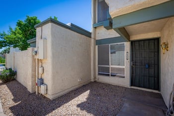 9055 N 52nd Ave, Glendale, AZ 85302