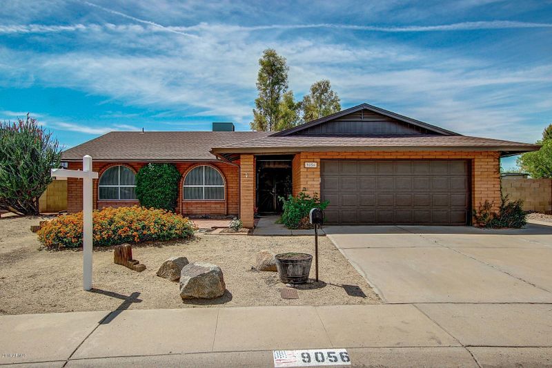 9056 N 49th Dr, Glendale, AZ 85302