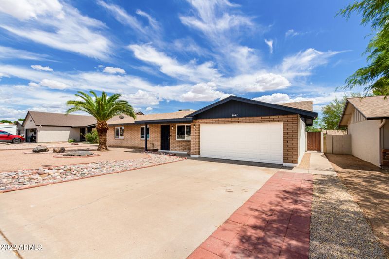 9057 E Grandview Dr, Mesa, AZ 85207