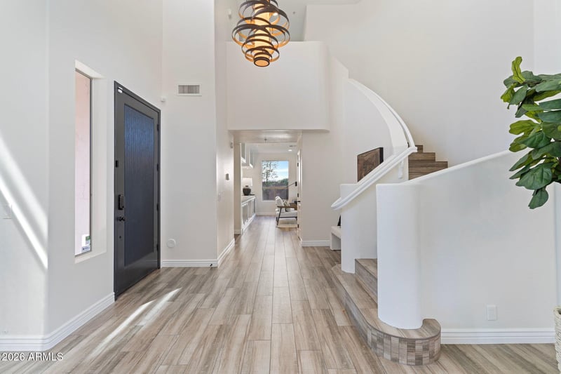 9058 Casitas Del Rio Dr, Scottsdale, AZ 85255