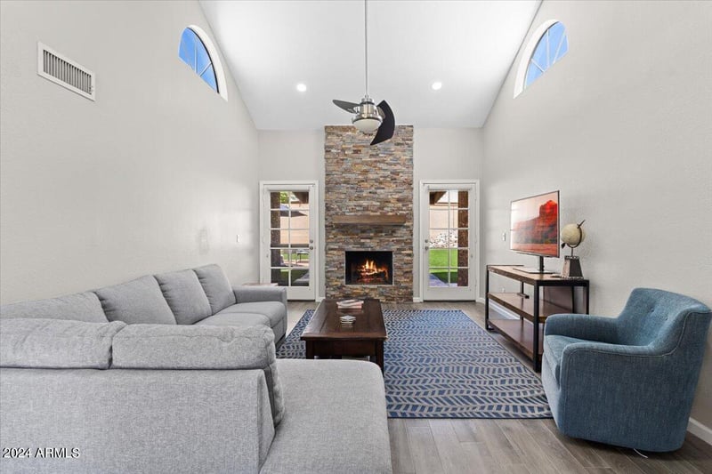 9058 Gelding Dr, Scottsdale, AZ 85260