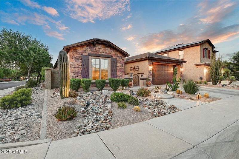 9058 Redbird Rd, Peoria, AZ 85383