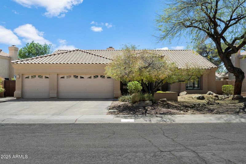 9059 E Butherus Dr, Scottsdale, AZ 85260