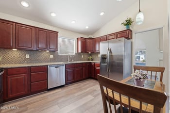 906 Aero Rd, Mesa, AZ 85205