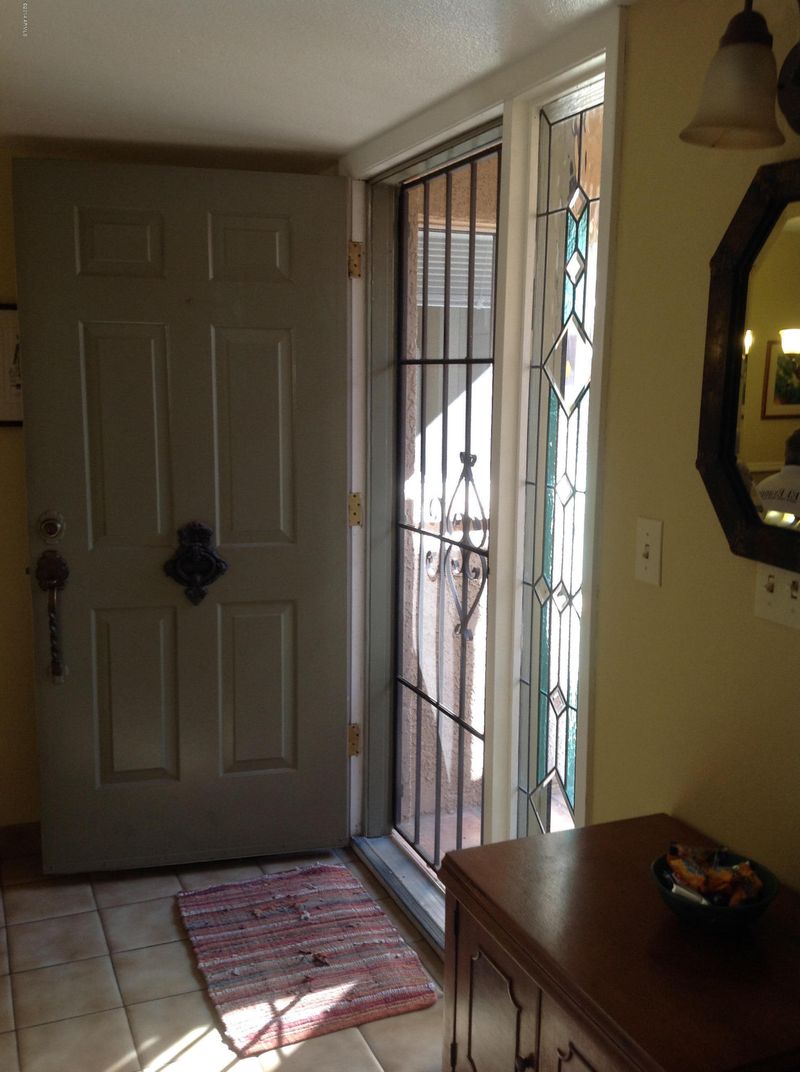 906 E Beryl Ave, Phoenix, AZ 85020