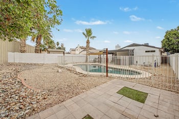 906 Escuda Dr, Phoenix, AZ 85024