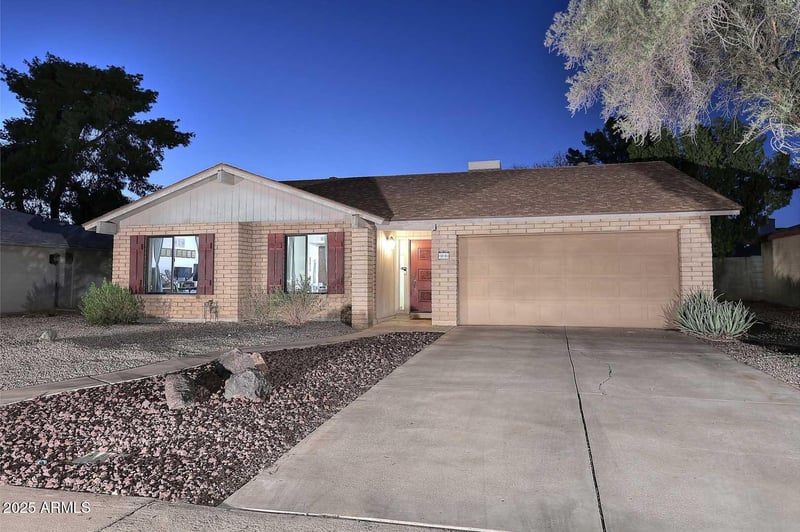 906 Kiowa Ave, Mesa, AZ 85210