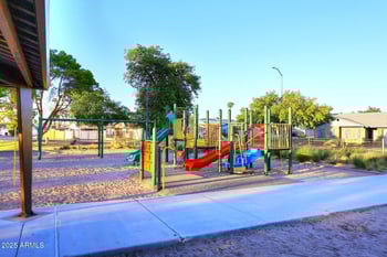 906 Kiowa Ave, Mesa, AZ 85210