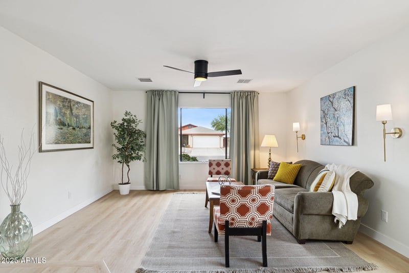 906 Roosevelt Cir, Scottsdale, AZ 85257