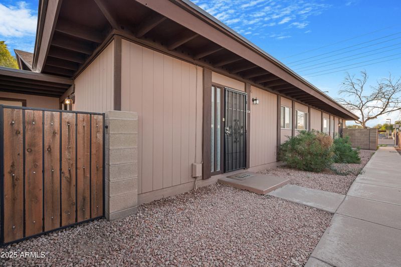 906 S Acapulco Ln #A, Tempe, AZ 85281
