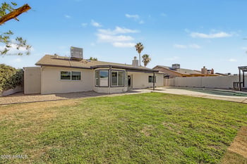 906 Redfield Rd, Tempe, AZ 85283