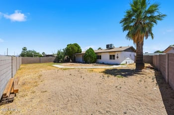 906 Saint John Rd, Phoenix, AZ 85023