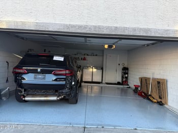 9060 47th Ln, Glendale, AZ 85302