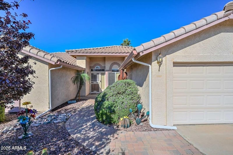 9060 Taro Ln, Peoria, AZ 85382