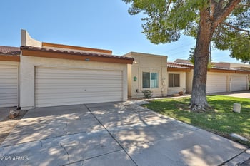 9063 68th Ave, Peoria, AZ 85345