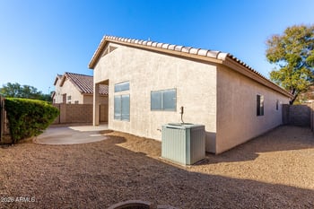 9065 Custer Ln, Peoria, AZ 85381