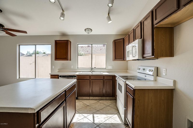 9066 E Encanto St, Mesa, AZ 85207