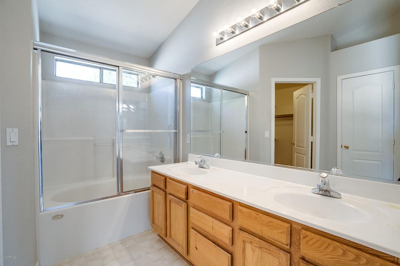 9066 E Encanto St, Mesa, AZ 85207