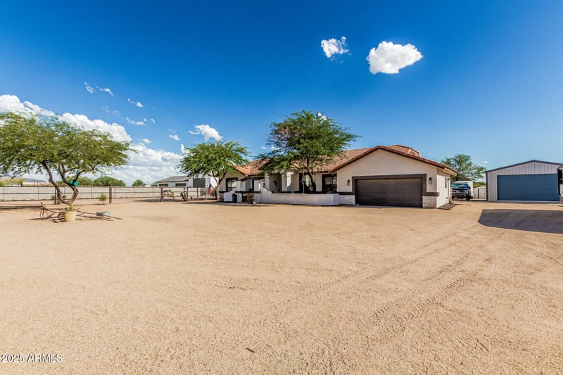 907 Carlise Rd, Phoenix, AZ 85086
