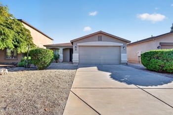 907 E Cowboy Cove Trl, San Tan Valley, AZ 85143