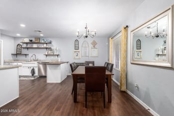 907 Henry Ln, Gilbert, AZ 85296