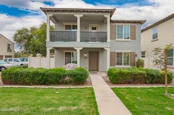 907 Henry Ln, Gilbert, AZ 85296