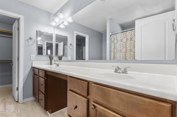 907 Henry Ln, Gilbert, AZ 85296