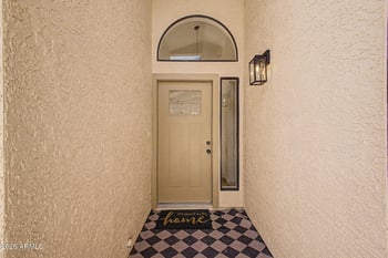 907 Barbados Dr, Gilbert, AZ 85233