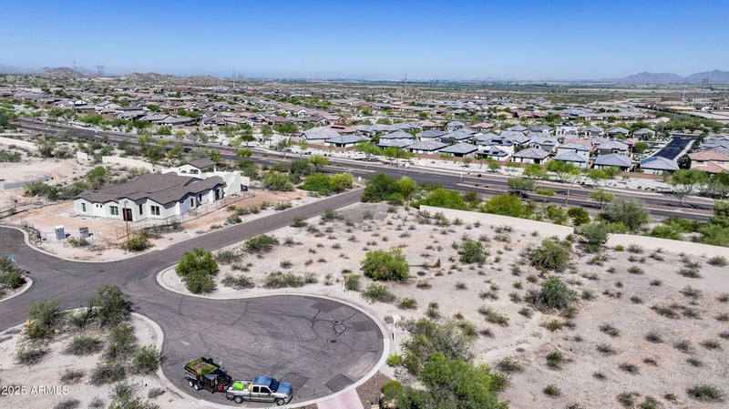 9071 Krista Dr #1, Goodyear, AZ 85338