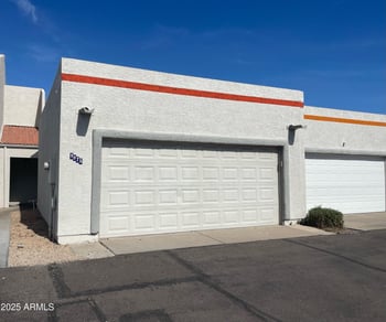 9075 47th Dr, Glendale, AZ 85302