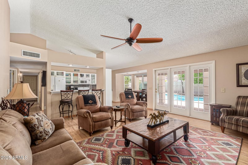 9075 Sahuaro Dr, Scottsdale, AZ 85260