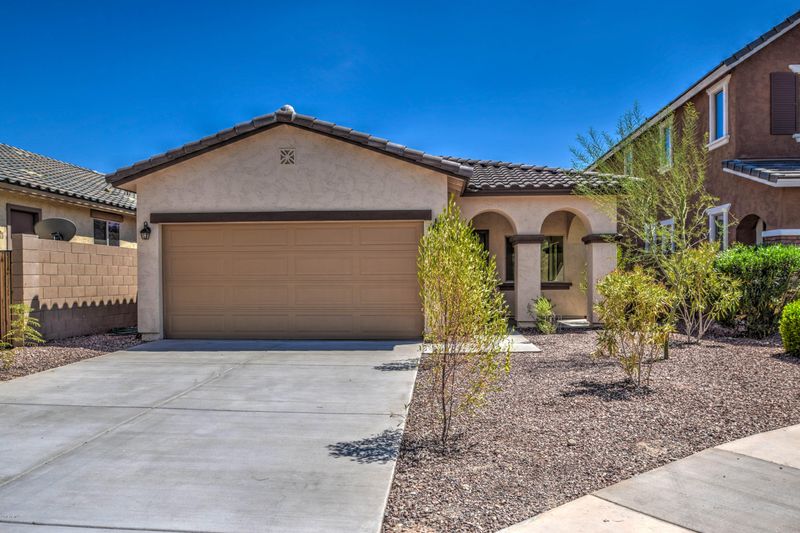 9079 W Myrtle Ave, Glendale, AZ 85305