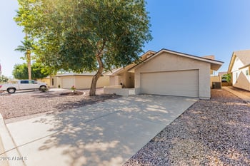 908 78th Pl, Mesa, AZ 85208