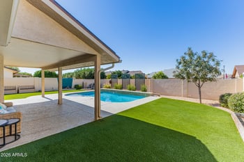 908 78th Pl, Mesa, AZ 85208