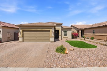 908 Banyan Ave, Queen Creek, AZ 85140